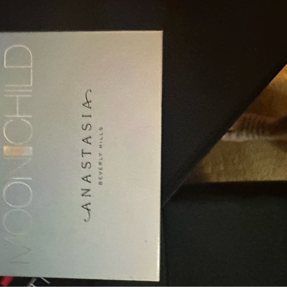 Anastasia Beverly Hills Moonchild Glow Kit